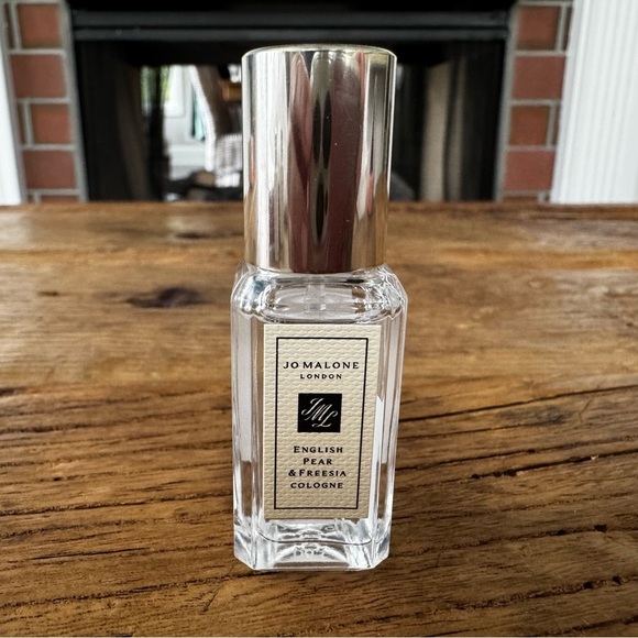 NEW Jo Malone English Pear & Freesia ~ 9 ml - Picture 3 of 5